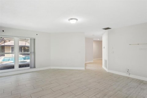 House in Oldsmar, Florida 4 bedrooms, 388.89 sq.m. № 1536174 - photo 20