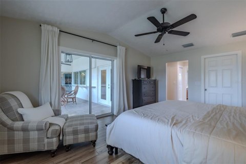 House in Apollo Beach, Florida 3 bedrooms, 194.91 sq.m. № 1677004 - photo 20