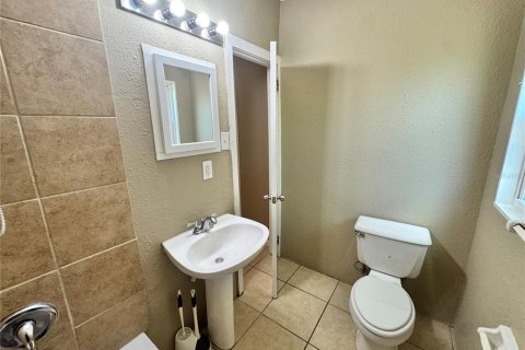 Villa ou maison à louer à Eustis, Floride: 2 chambres, 65.4 m2 № 2388804 - photo 12