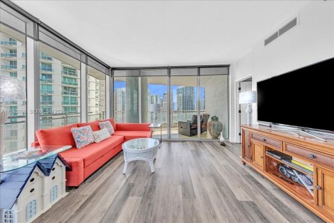 Condominio en venta en Miami, Florida, 2 dormitorios, 118.36 m2 № 1999464 - foto 17