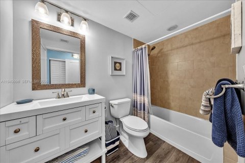 Condominio en venta en Miami, Florida, 2 dormitorios, 118.36 m2 № 1999464 - foto 30