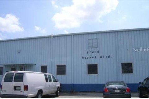 Propiedad comercial en alquiler en Orlando, Florida, 2840.49 m2 № 1829050 - foto 1
