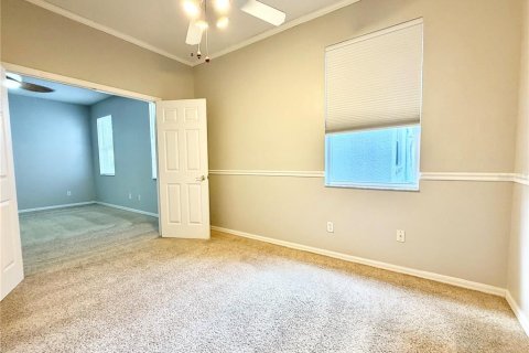 House in Orlando, Florida 4 bedrooms, 185.06 sq.m. № 2394094 - photo 9