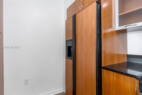 Copropriété à louer à Aventura, Floride: 2 chambres, 99.68 m2 № 1983886 - photo 11