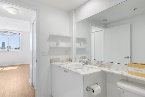 Copropriété à louer à Aventura, Floride: 2 chambres, 99.68 m2 № 1983886 - photo 16