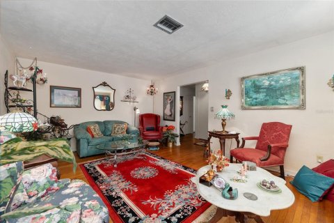 Купить виллу или дом в Гейнсвилл, Флорида 3 комнаты, 163.32м2, № 2138835 - фото 9