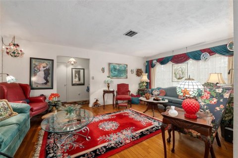 Купить виллу или дом в Гейнсвилл, Флорида 3 комнаты, 163.32м2, № 2138835 - фото 10