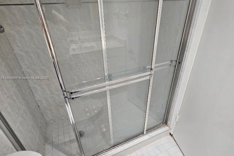 Купить кондоминиум в Авентура, Флорида 2 спальни, 149.11м2, № 2039877 - фото 25