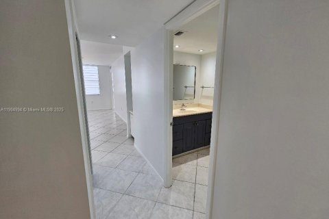 Купить кондоминиум в Авентура, Флорида 2 спальни, 149.11м2, № 2039877 - фото 20