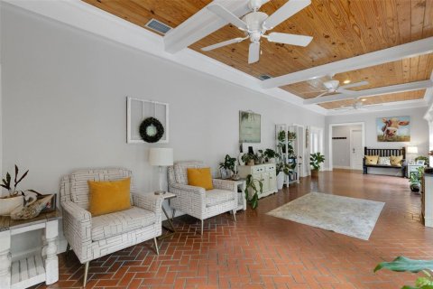 Купить виллу или дом в Лейкленд, Флорида 13 комнат, 367.43м2, № 2210096 - фото 14