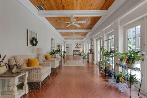 Купить виллу или дом в Лейкленд, Флорида 13 комнат, 367.43м2, № 2210096 - фото 9
