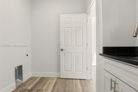 Купить виллу или дом в Себринг, Флорида 7 комнат, 138.24м2, № 2004267 - фото 24