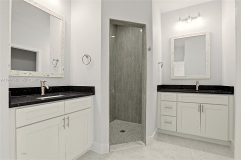 Купить виллу или дом в Себринг, Флорида 7 комнат, 138.24м2, № 2004267 - фото 15