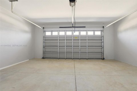 Купить виллу или дом в Себринг, Флорида 7 комнат, 138.24м2, № 2004267 - фото 25