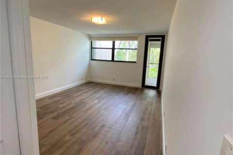 Condo in Weston, Florida, 2 bedrooms  № 1772623 - photo 23