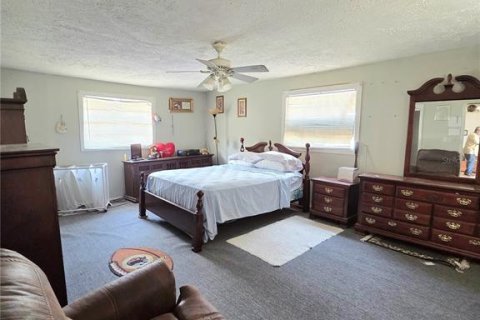 House in Brooksville, Florida 4 bedrooms, 169.73 sq.m. № 2219032 - photo 19
