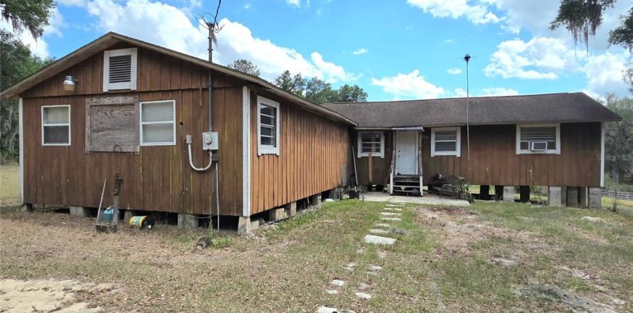 House in Brooksville, Florida 4 bedrooms, 169.73 sq.m. № 2219032
