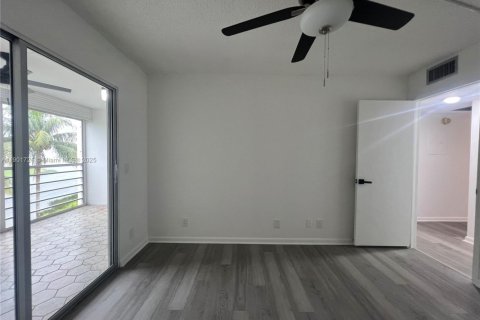 Condominio en venta en Boca Raton, Florida, 2 dormitorios, 93.65 m2 № 1955696 - foto 6