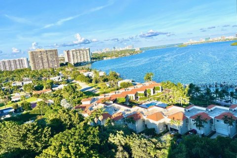 Copropriété à louer à Miami, Floride: 2 chambres, 117.8 m2 № 1983499 - photo 14