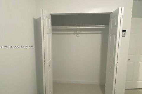Immobilier commercial à vendre à Miami, Floride: 226.68 m2 № 2241744 - photo 16