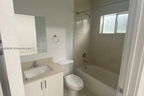 Immobilier commercial à vendre à Miami, Floride: 226.68 m2 № 2241744 - photo 18