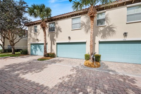 Touwnhouse à louer à Cooper City, Floride: 3 chambres, 164.44 m2 № 1965120 - photo 14