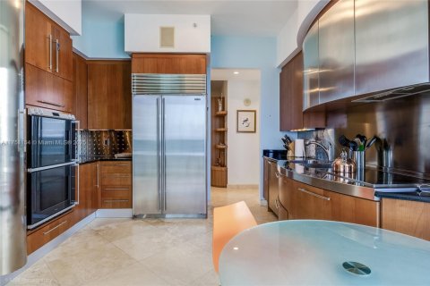 Condo in Sunny Isles Beach, Florida, 3 bedrooms  № 1864054 - photo 15