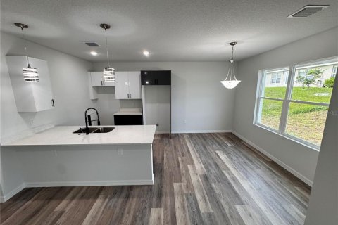 Casa en venta en Kissimmee, Florida, 3 dormitorios, 114.18 m2 № 1904249 - foto 21