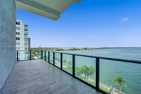 Copropriété à louer à Miami, Floride: 3 chambres, 151.8 m2 № 1816494 - photo 24