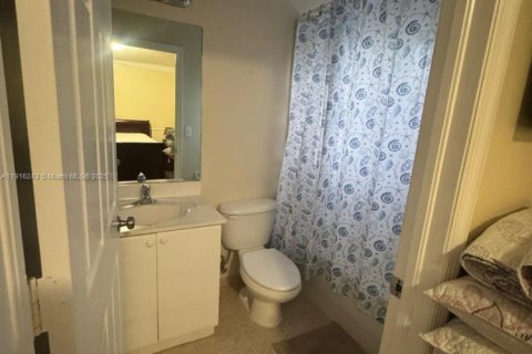 Villa ou maison à vendre à Homestead, Floride: 3 chambres, 141.95 m2 № 2016428 - photo 11