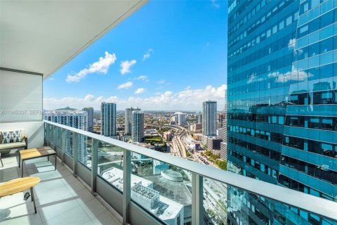 Снять в аренду кондоминиум в Майами, Флорида 2 спальни, 114.92м2, № 2004775 - фото 20