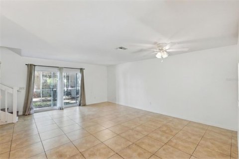 Condo in Orlando, Florida, 2 bedrooms № 2116614 - photo 12