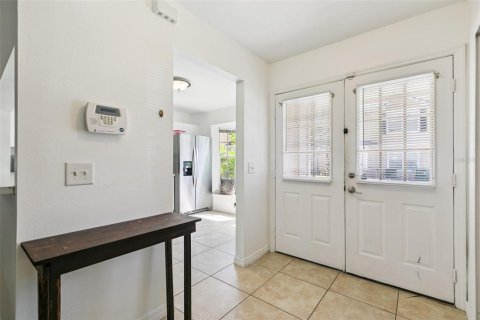 Condo in Orlando, Florida, 2 bedrooms № 2116614 - photo 9