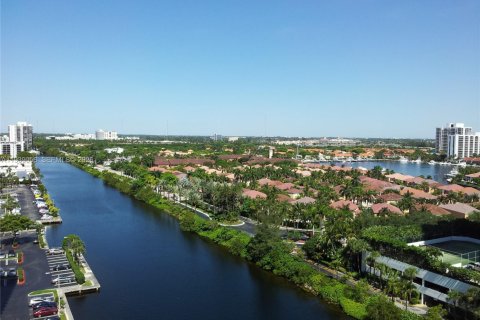 Condominio en alquiler en Aventura, Florida, 2 dormitorios, 106.19 m2 № 1996778 - foto 6