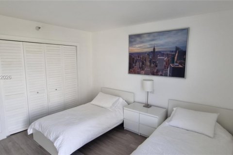 Condominio en alquiler en Aventura, Florida, 2 dormitorios, 106.19 m2 № 1996778 - foto 17