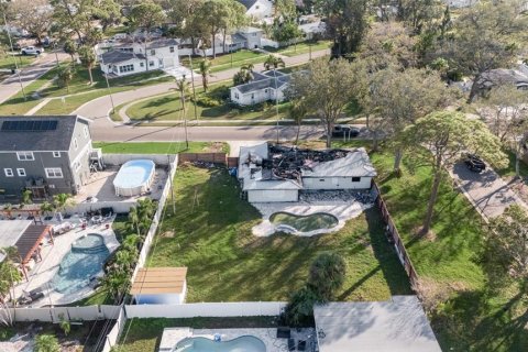 Terreno en venta en Saint Petersburg, Florida № 1520779 - foto 6