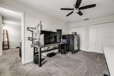 House in Orlando, Florida 5 bedrooms, 369.66 sq.m. № 2321390 - photo 24