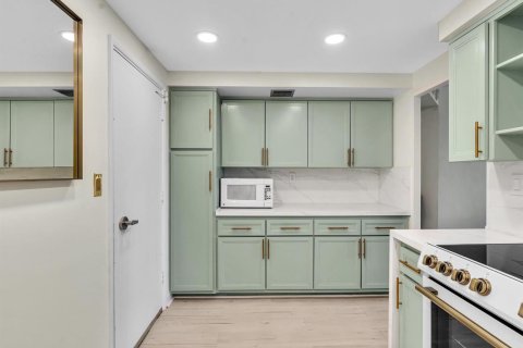 Condominio en venta en Fort Lauderdale, Florida, 1 dormitorio, 74.32 m2 № 2272137 - foto 19