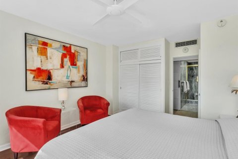 Condominio en venta en Fort Lauderdale, Florida, 1 dormitorio, 74.32 m2 № 2272137 - foto 21
