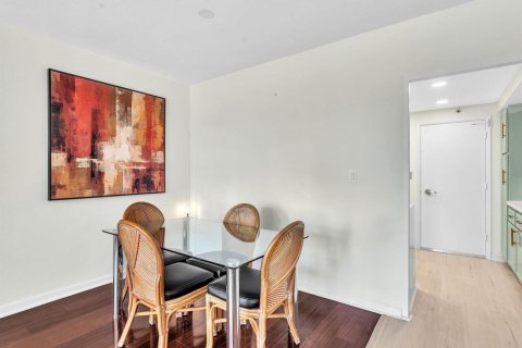 Condominio en venta en Fort Lauderdale, Florida, 1 dormitorio, 74.32 m2 № 2272137 - foto 15