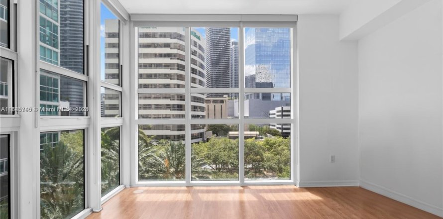 Condo à Miami, Floride, 1 chambre  № 1940668