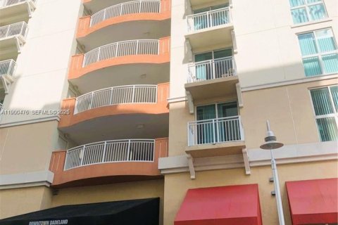 Copropriété à louer à Miami, Floride: 2 chambres, 107.4 m2 № 1952817 - photo 22