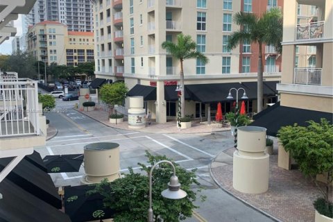 Copropriété à louer à Miami, Floride: 2 chambres, 107.4 m2 № 1952817 - photo 19