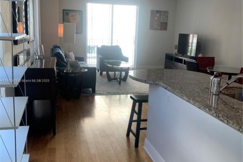 Copropriété à louer à Miami, Floride: 2 chambres, 107.4 m2 № 1952817 - photo 4