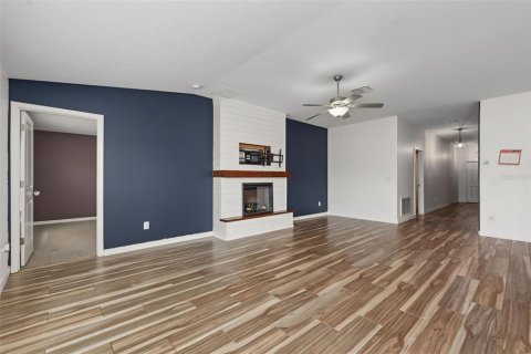 Villa ou maison à vendre à New Port Richey, Floride: 4 chambres, 179.77 m2 № 2284493 - photo 4