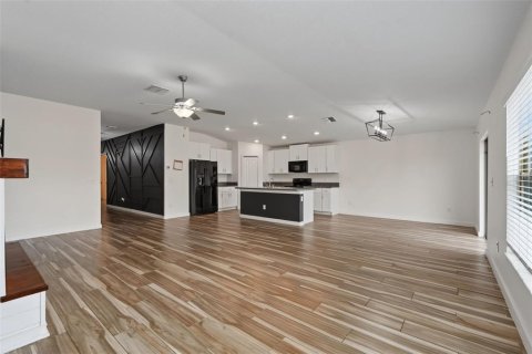 Villa ou maison à vendre à New Port Richey, Floride: 4 chambres, 179.77 m2 № 2284493 - photo 6