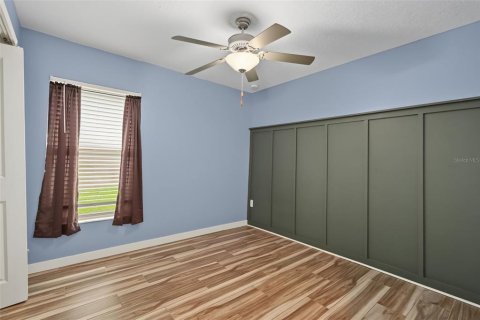 Villa ou maison à vendre à New Port Richey, Floride: 4 chambres, 179.77 m2 № 2284493 - photo 18