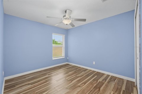 Villa ou maison à vendre à New Port Richey, Floride: 4 chambres, 179.77 m2 № 2284493 - photo 16