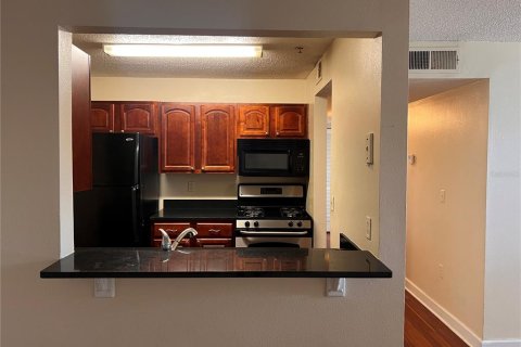 Condominio en alquiler en Orlando, Florida, 1 dormitorio, 77.11 m2 № 1856047 - foto 2