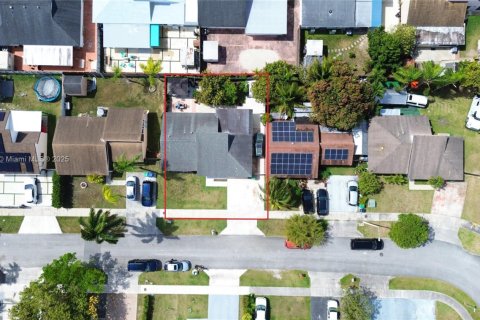 Villa ou maison à vendre à Miami, Floride: 3 chambres, 148.74 m2 № 1981268 - photo 30